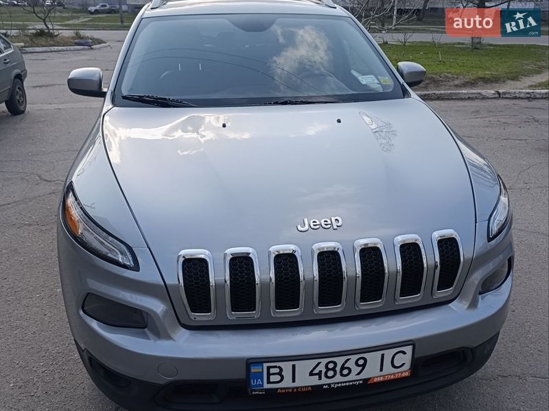 Внедорожник / Кроссовер Jeep Cherokee 2016 в Харькове