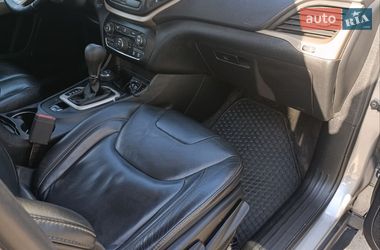 Внедорожник / Кроссовер Jeep Cherokee 2016 в Харькове