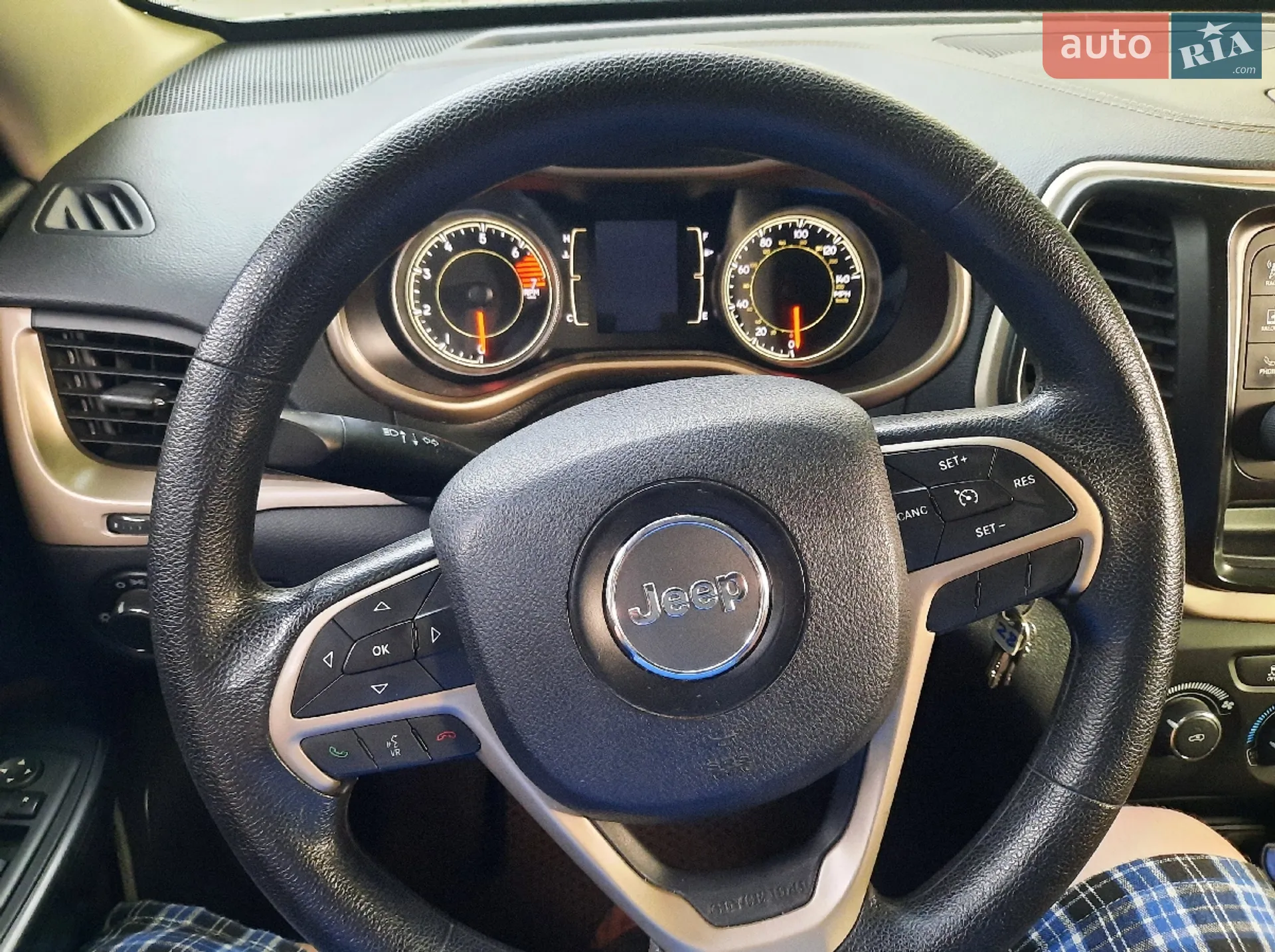 2015 Jeep Cherokee - мініатюра 3