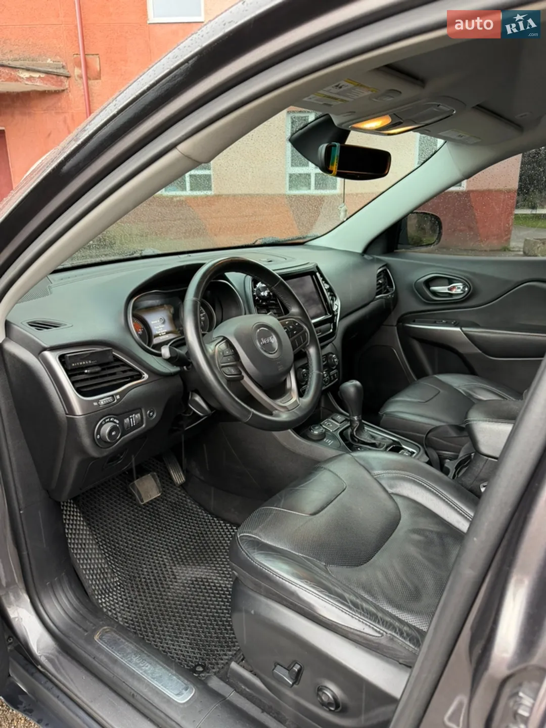 2019 Jeep Cherokee - мініатюра 8