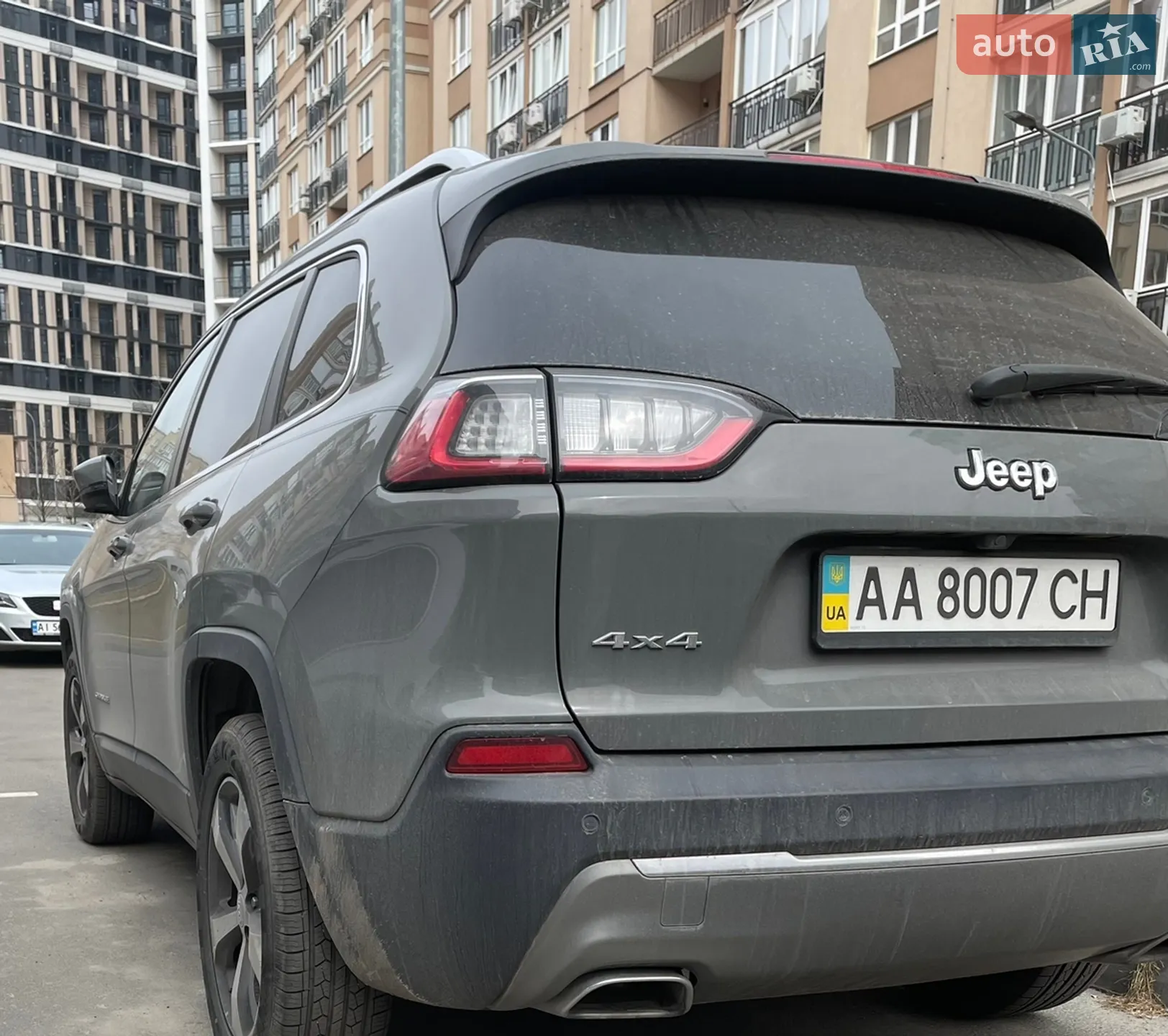 2019 Jeep Cherokee - мініатюра 2