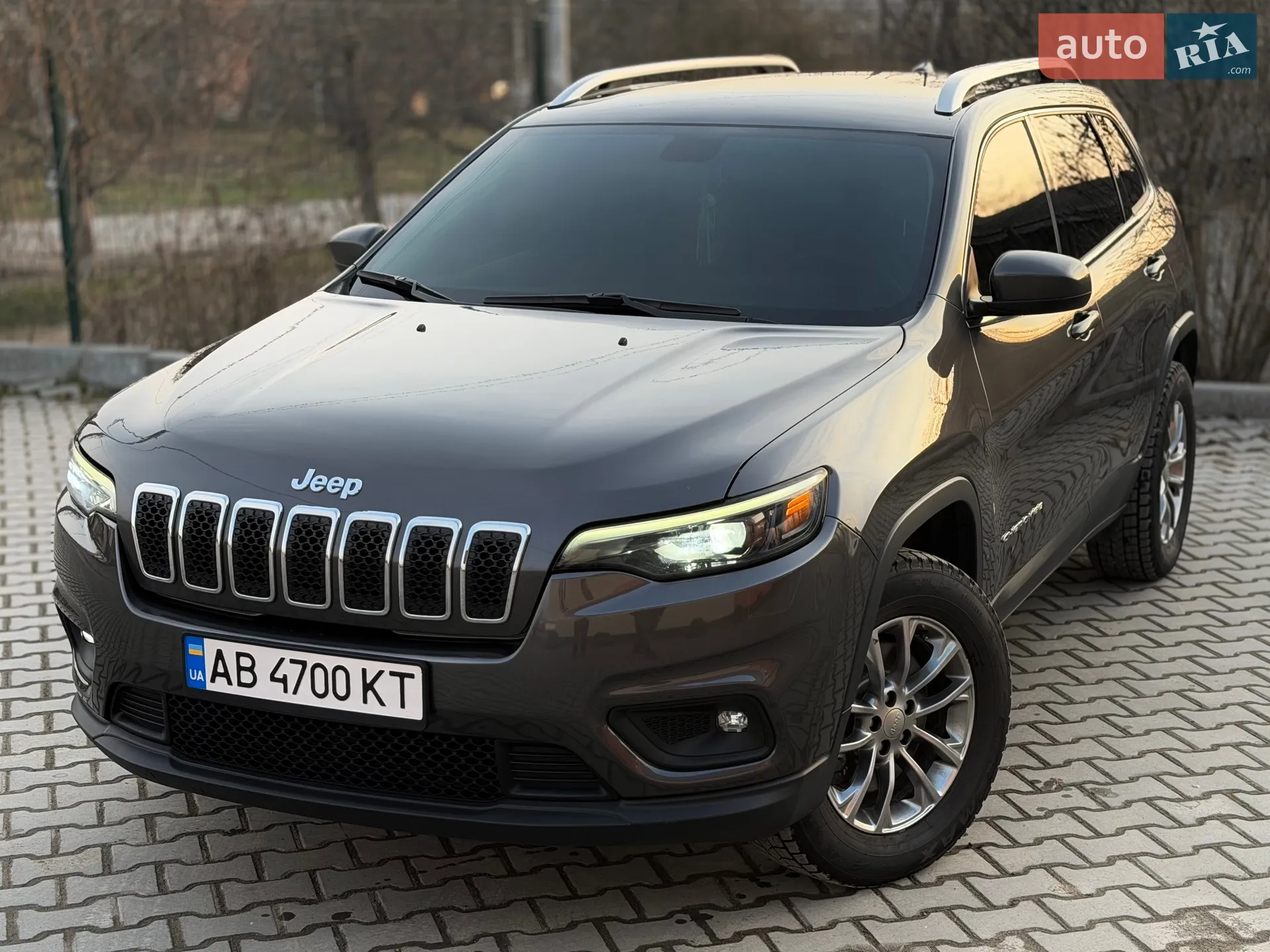 2018 Jeep Cherokee - мініатюра 3