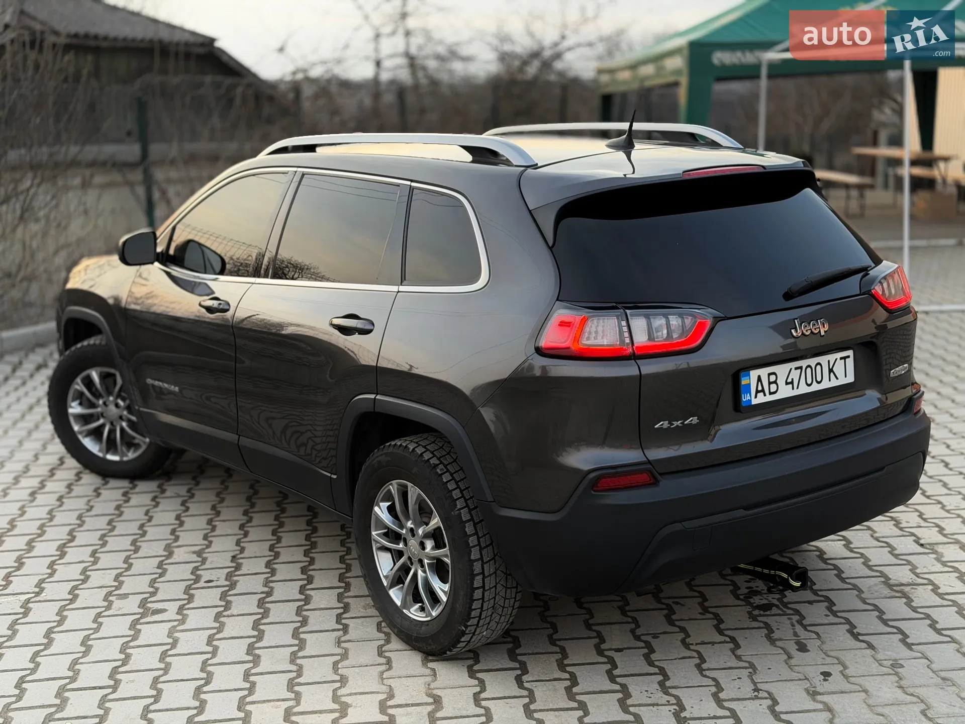 2018 Jeep Cherokee - мініатюра 12