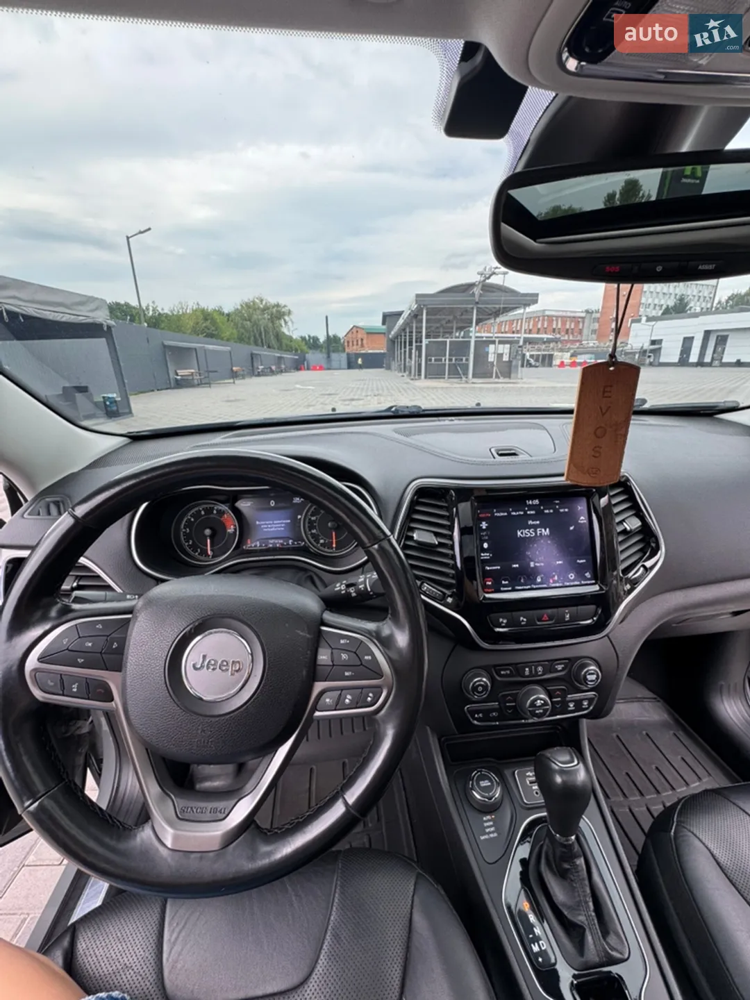 2020 Jeep Cherokee - мініатюра 15