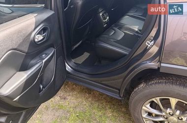 Внедорожник / Кроссовер Jeep Cherokee 2019 в Киеве