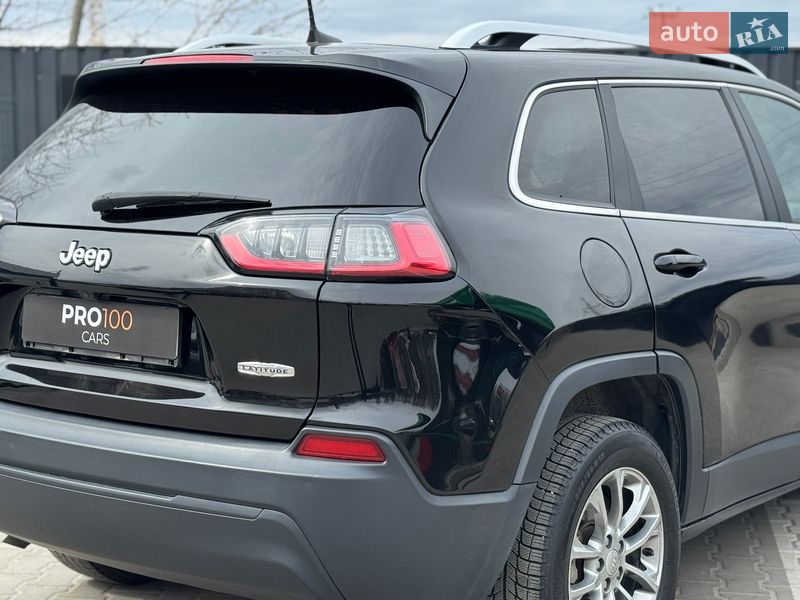 Внедорожник / Кроссовер Jeep Cherokee 2018 в Киеве
