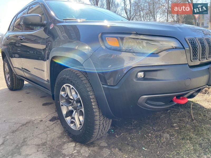 Позашляховик / Кросовер Jeep Cherokee 2021 в Києві