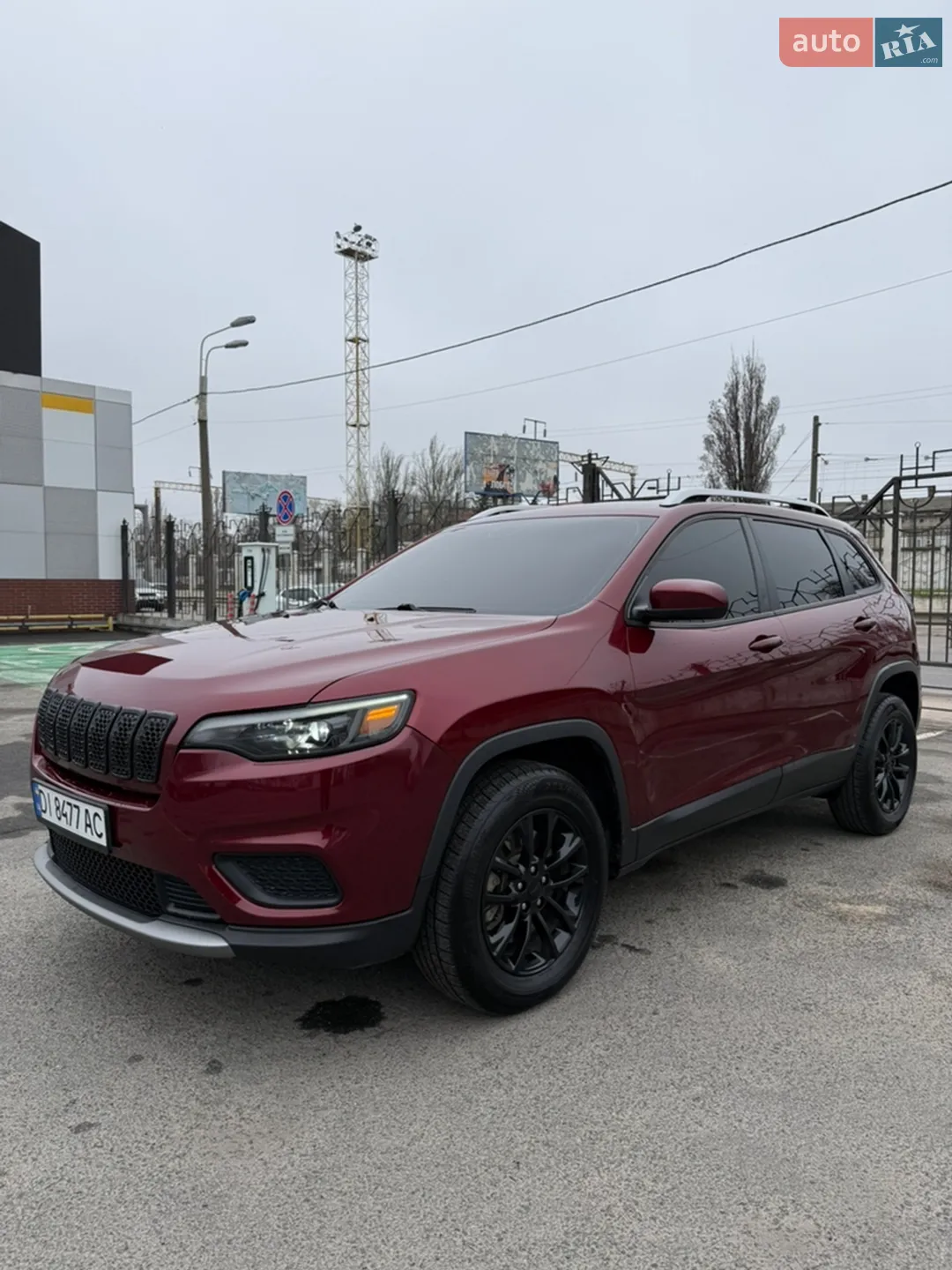 2020 Jeep Cherokee - мініатюра 3
