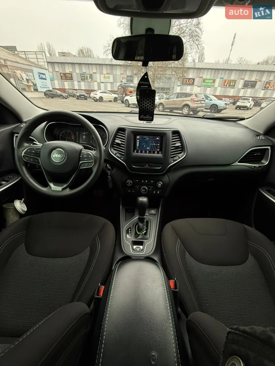 2020 Jeep Cherokee - мініатюра 26