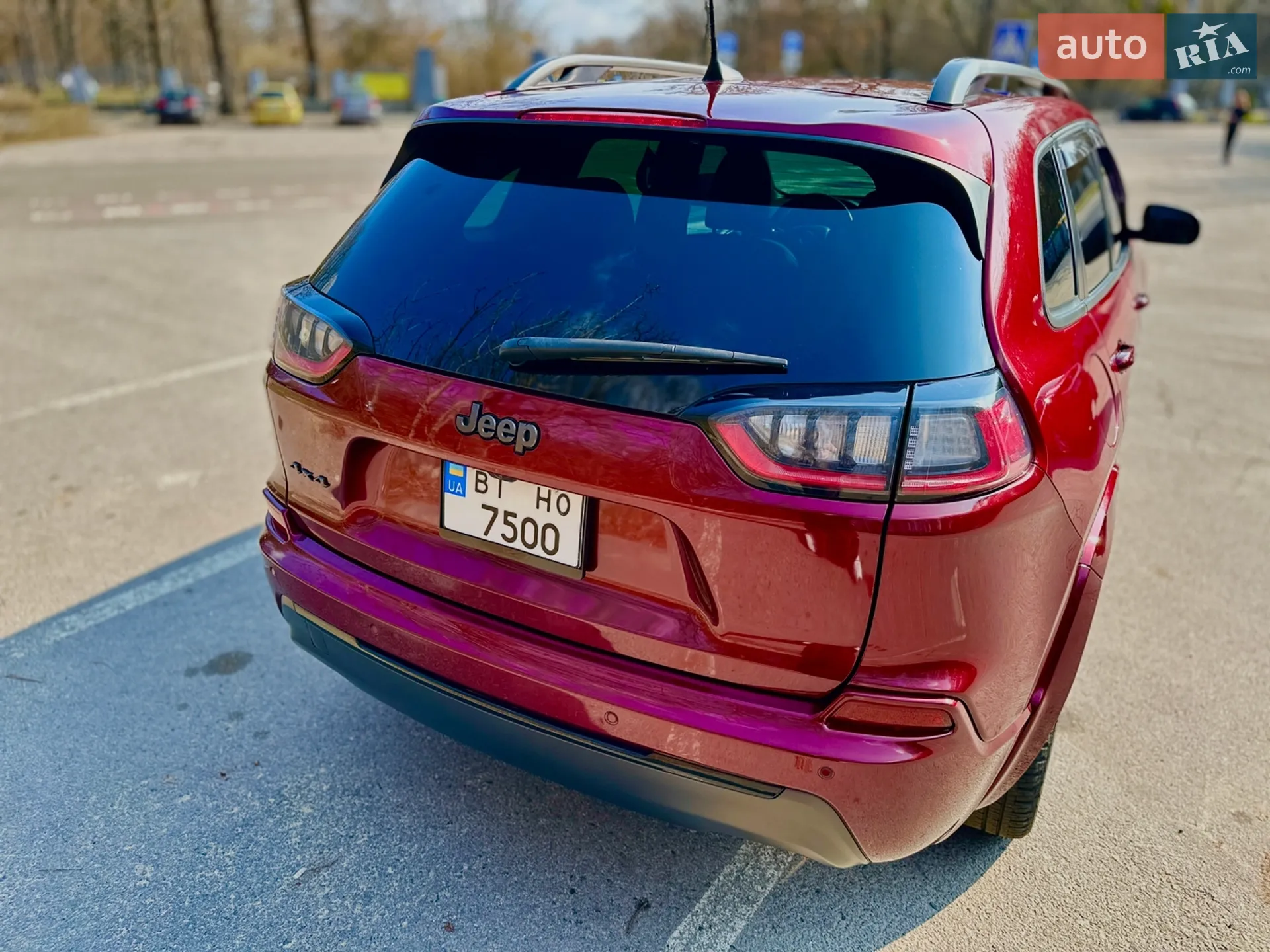 2019 Jeep Cherokee - мініатюра 5