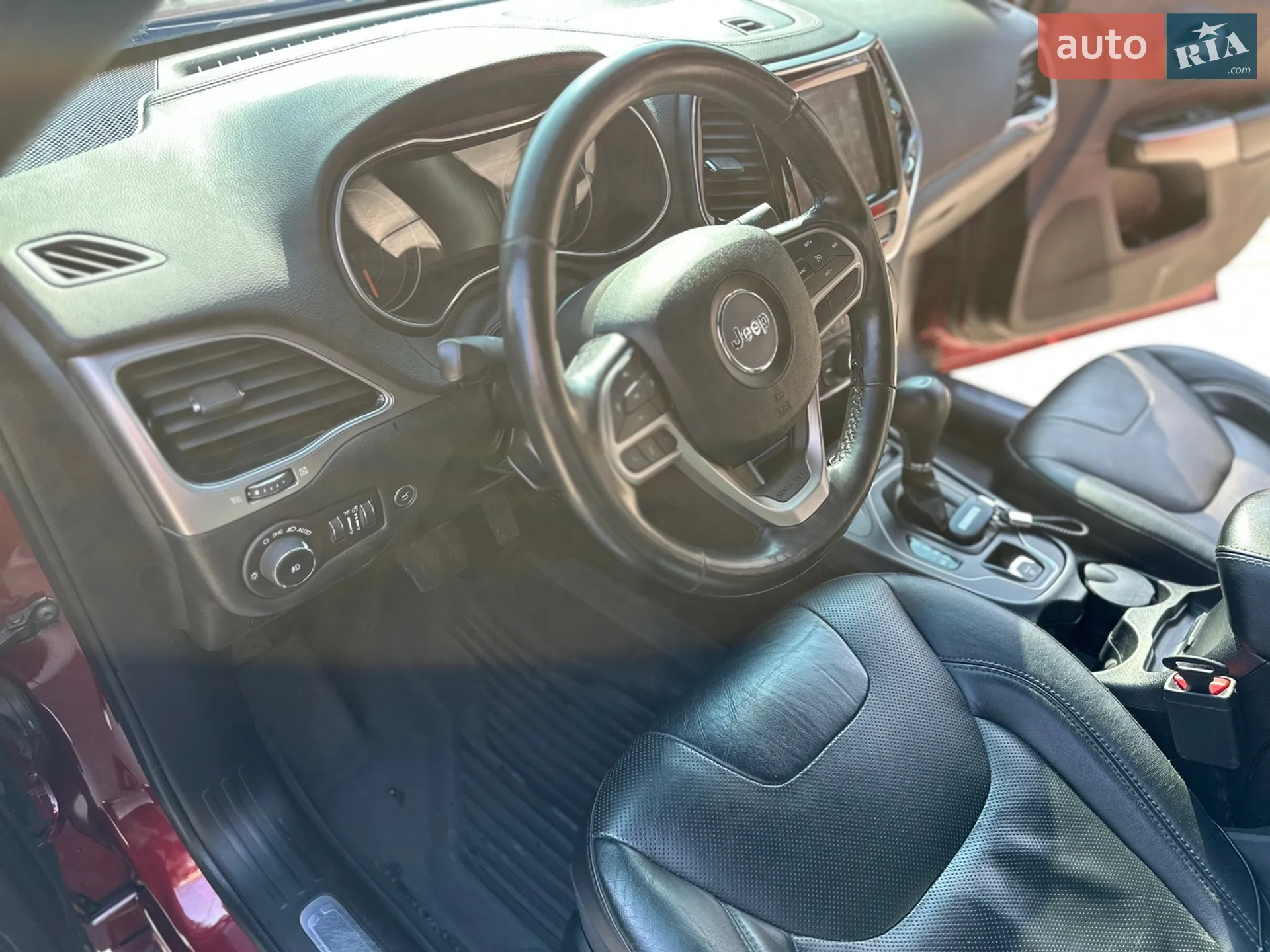 2019 Jeep Cherokee - мініатюра 10