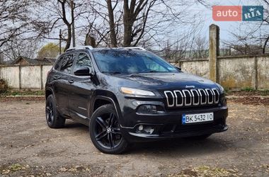 Внедорожник / Кроссовер Jeep Cherokee 2015 в Ровно