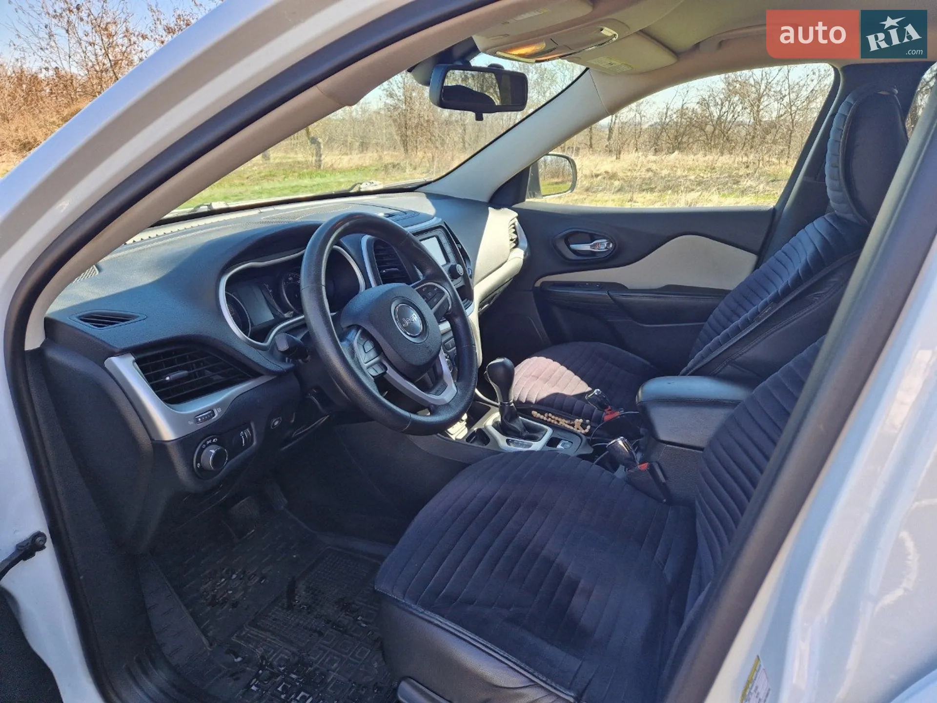 2015 Jeep Cherokee - мініатюра 11