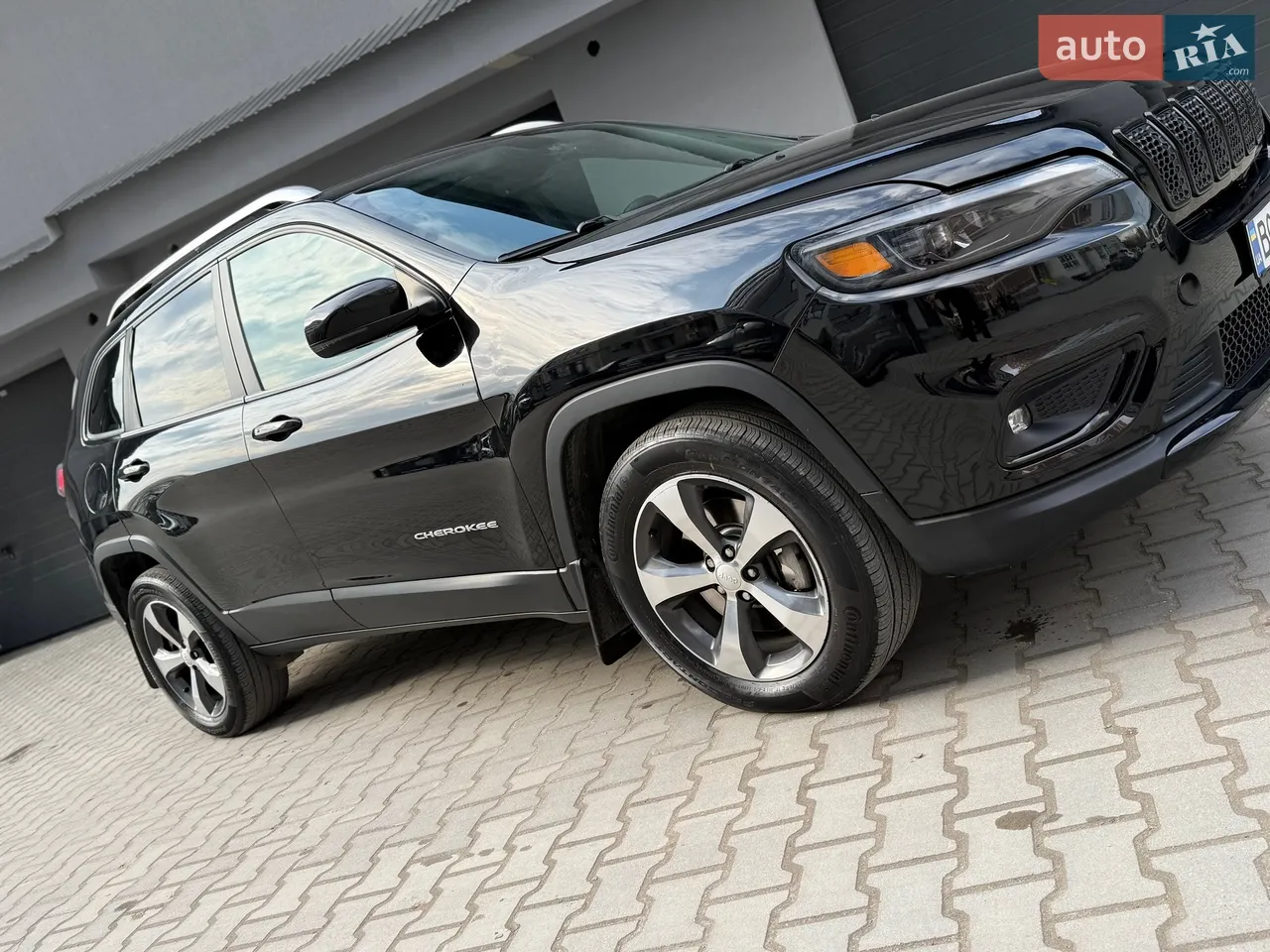2017 Jeep Cherokee - мініатюра 24