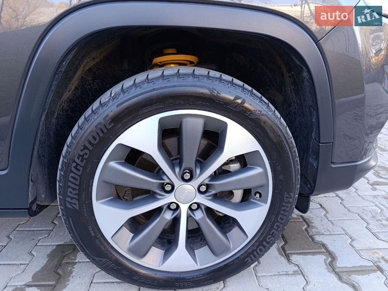 Позашляховик / Кросовер Jeep Cherokee 2022 в Хмельницькому