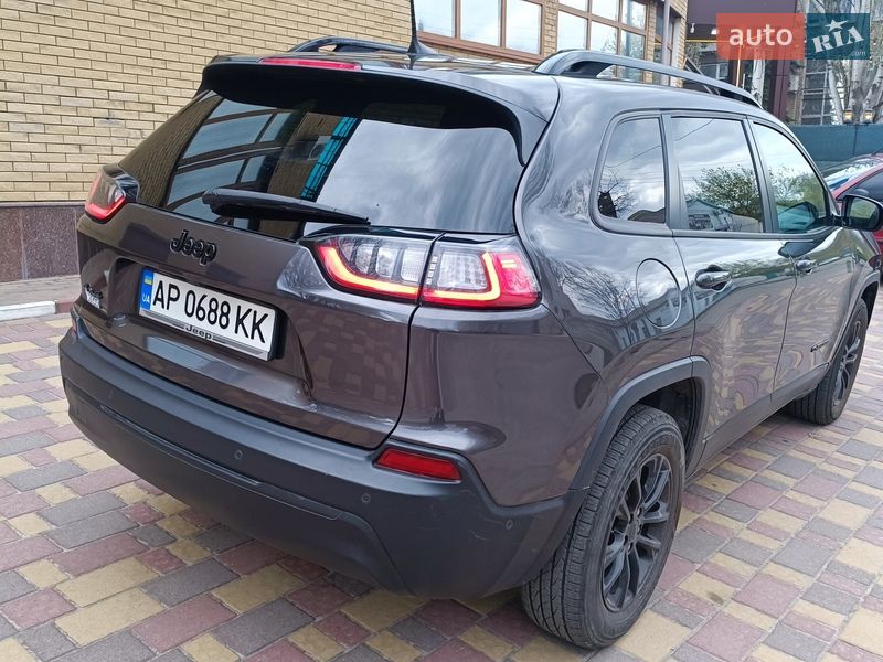 Позашляховик / Кросовер Jeep Cherokee 2022 в Запоріжжі