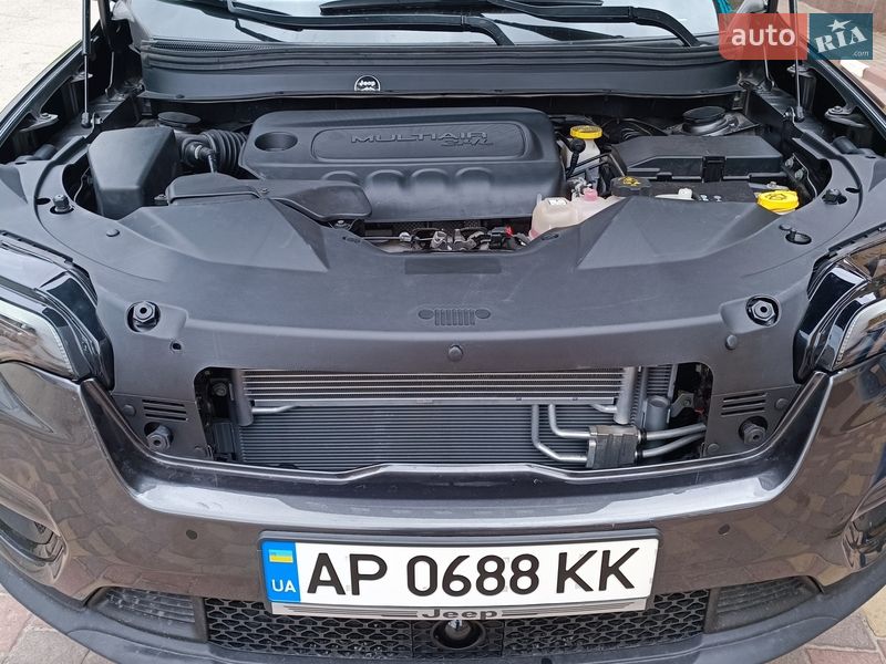 Позашляховик / Кросовер Jeep Cherokee 2022 в Запоріжжі