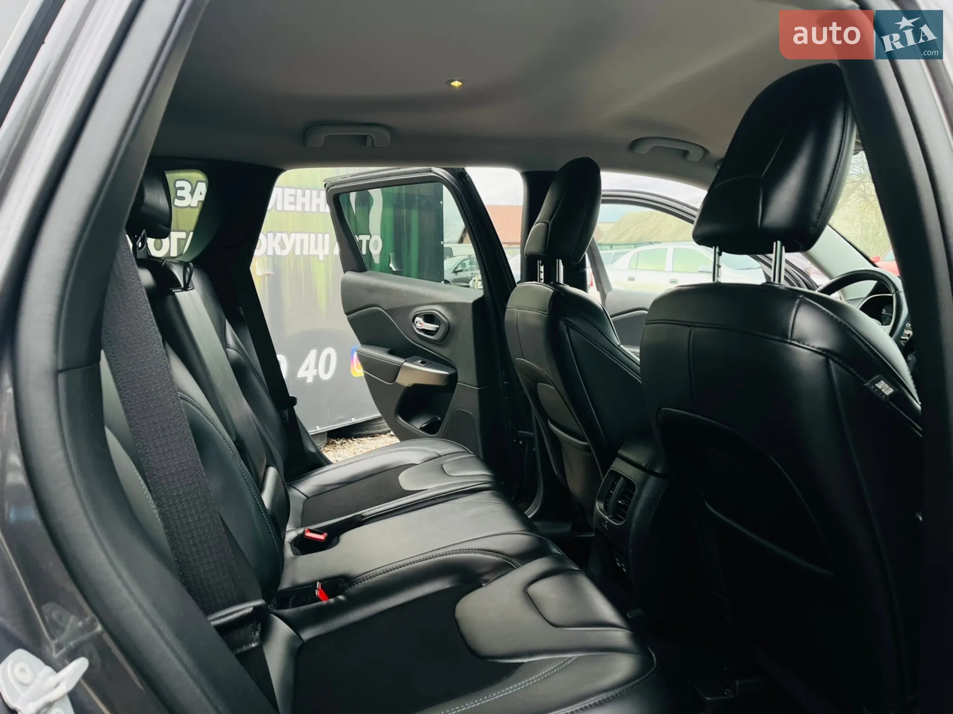 2021 Jeep Cherokee - мініатюра 17