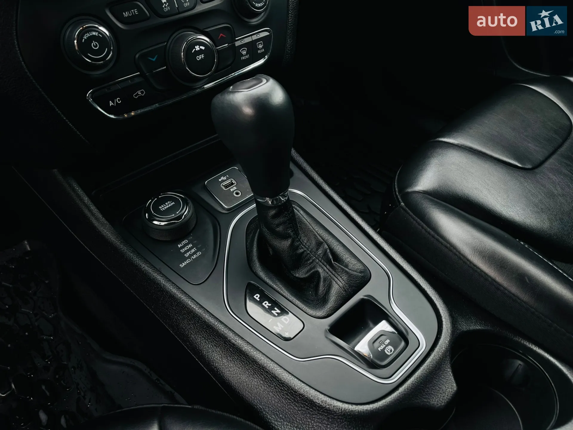 2021 Jeep Cherokee - мініатюра 25