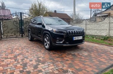 Внедорожник / Кроссовер Jeep Cherokee 2019 в Житомире