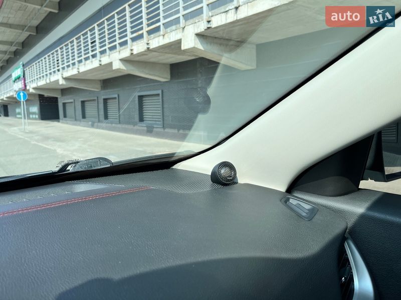 Внедорожник / Кроссовер Jeep Cherokee 2016 в Киеве фото 35 Внедорожник / Кроссовер Jeep Cherokee 2016 в Киеве