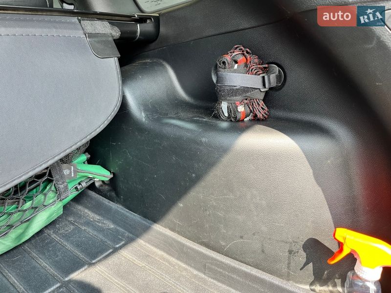 Внедорожник / Кроссовер Jeep Cherokee 2016 в Киеве фото 40 Внедорожник / Кроссовер Jeep Cherokee 2016 в Киеве