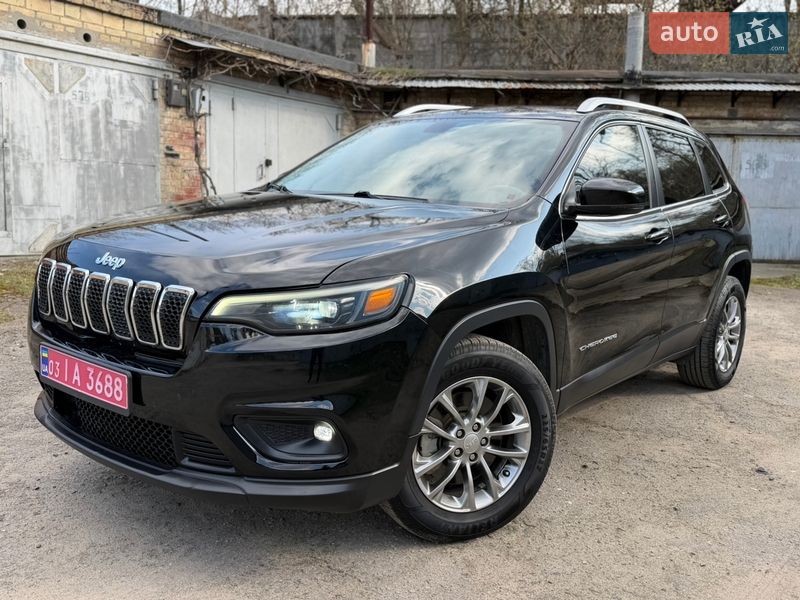 Внедорожник / Кроссовер Jeep Cherokee 2019 в Киеве