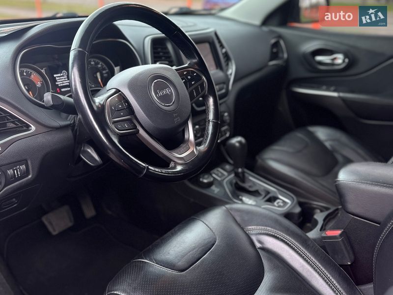 Позашляховик / Кросовер Jeep Cherokee 2020 в Кременчуці фото 4 Позашляховик / Кросовер Jeep Cherokee 2020 в Кременчуці