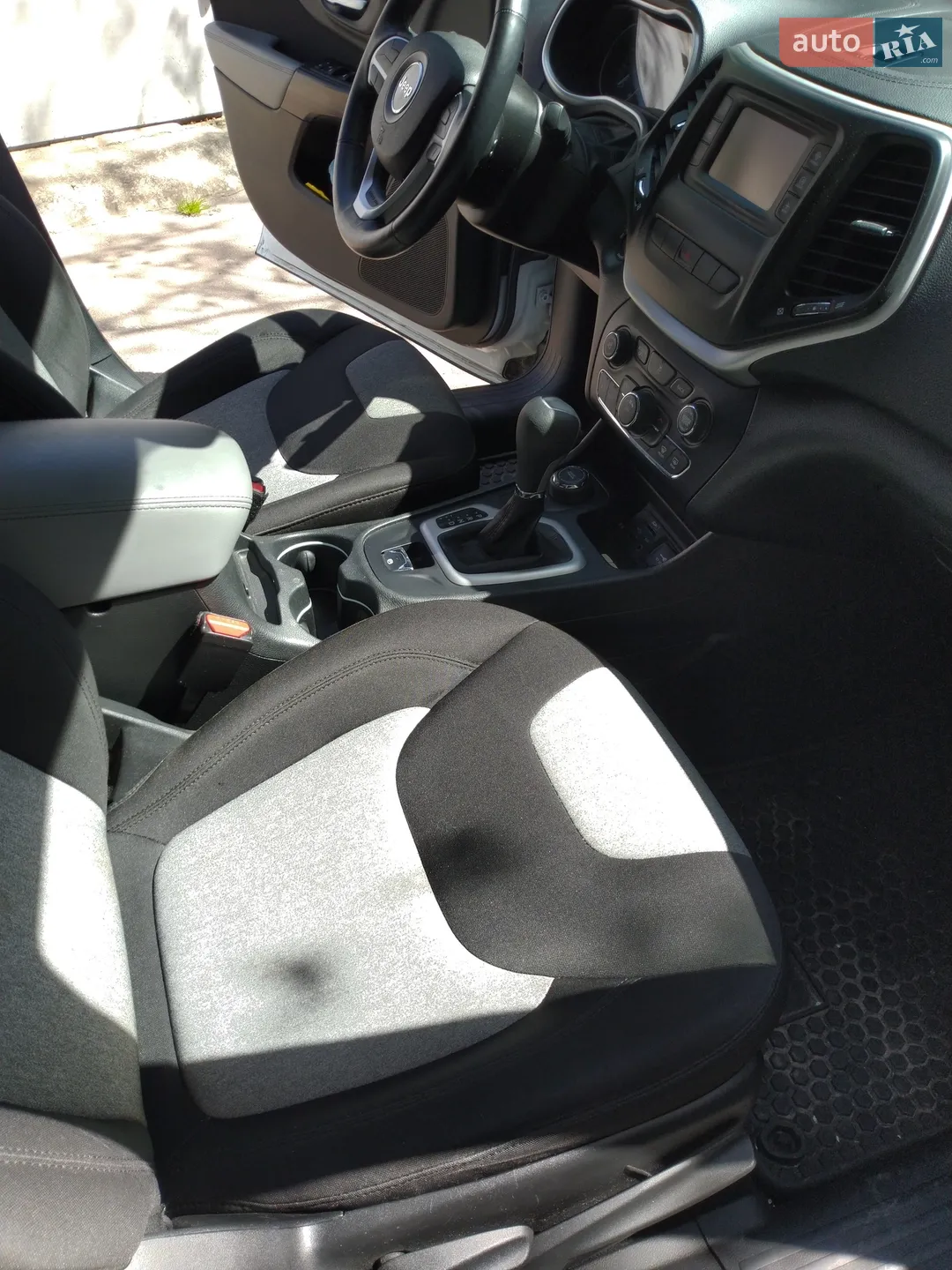 2014 Jeep Cherokee - мініатюра 21