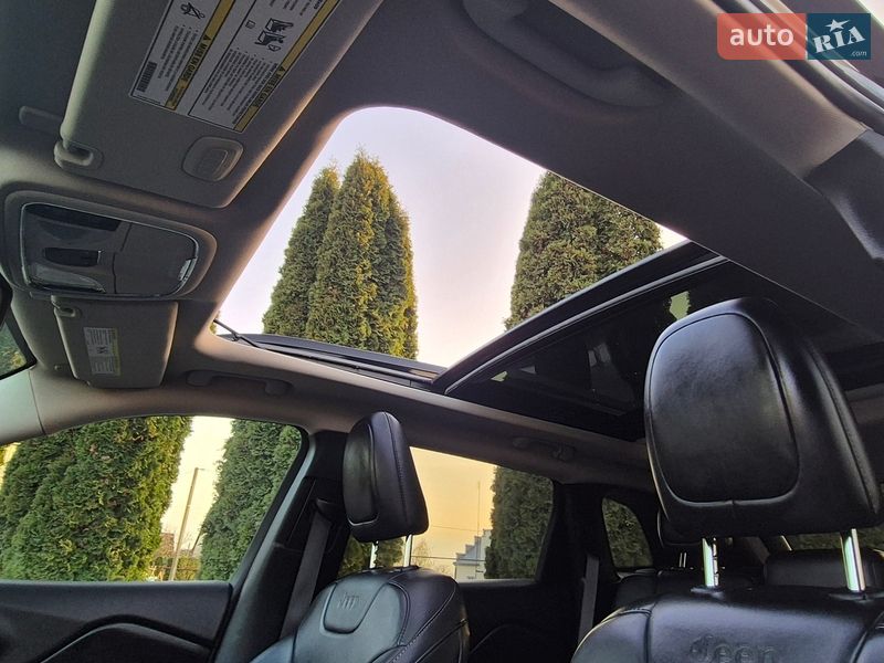 Внедорожник / Кроссовер Jeep Cherokee 2017 в Дубно фото 24 Внедорожник / Кроссовер Jeep Cherokee 2017 в Дубно