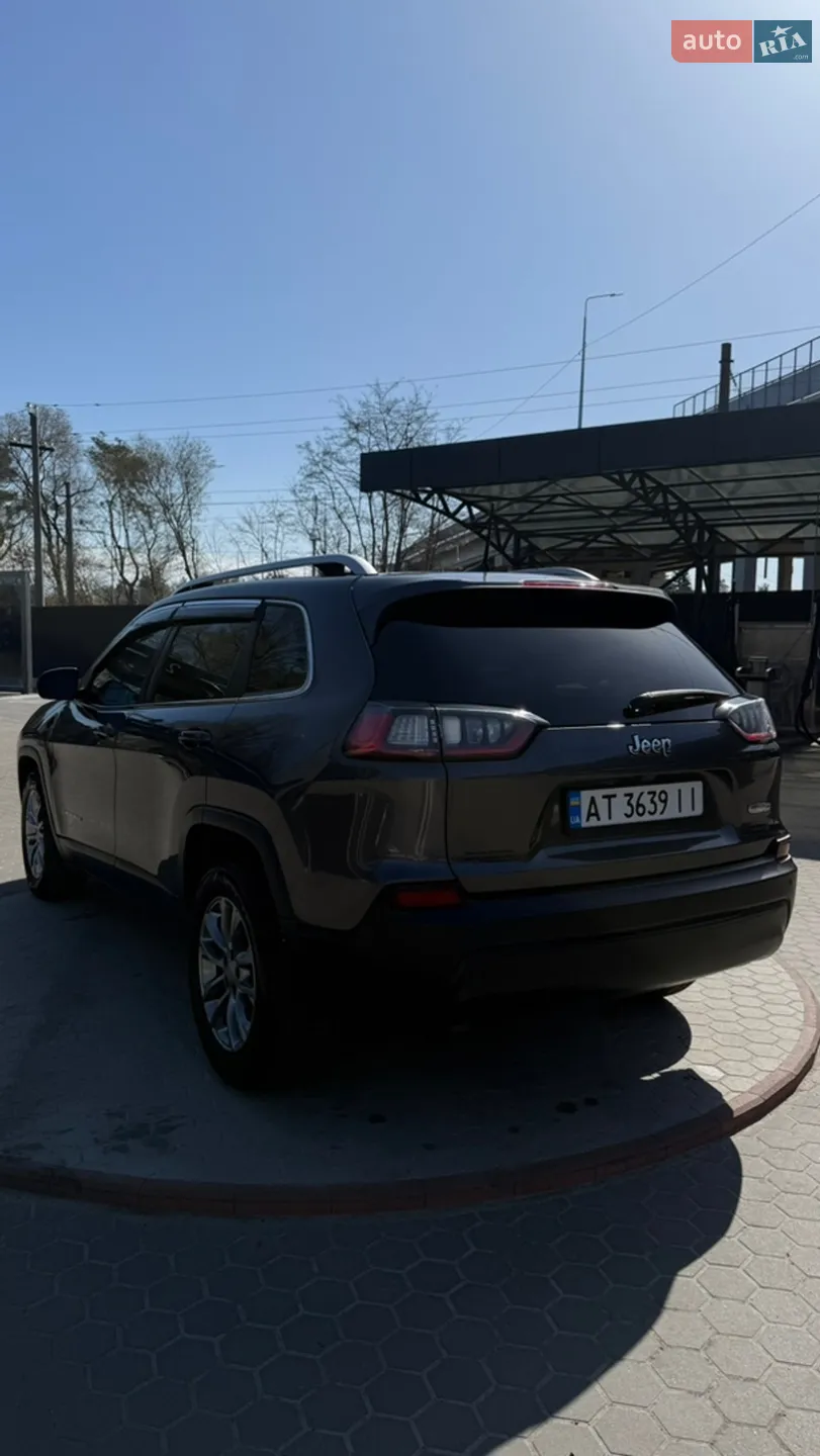 2020 Jeep Cherokee - мініатюра 23
