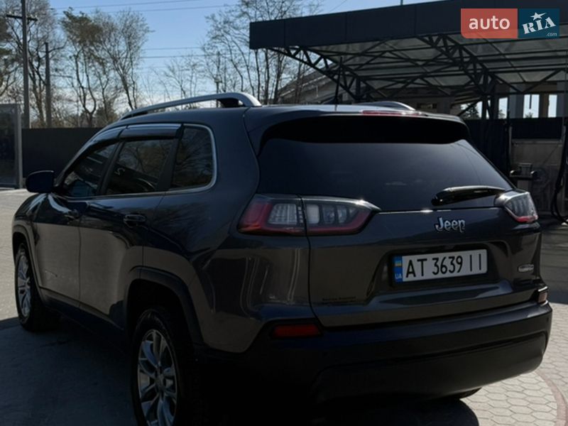 Позашляховик / Кросовер Jeep Cherokee 2020 в Києві