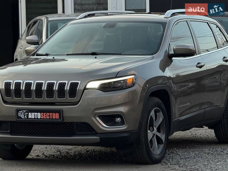 Внедорожник / Кроссовер Jeep Cherokee 2018 в Харькове