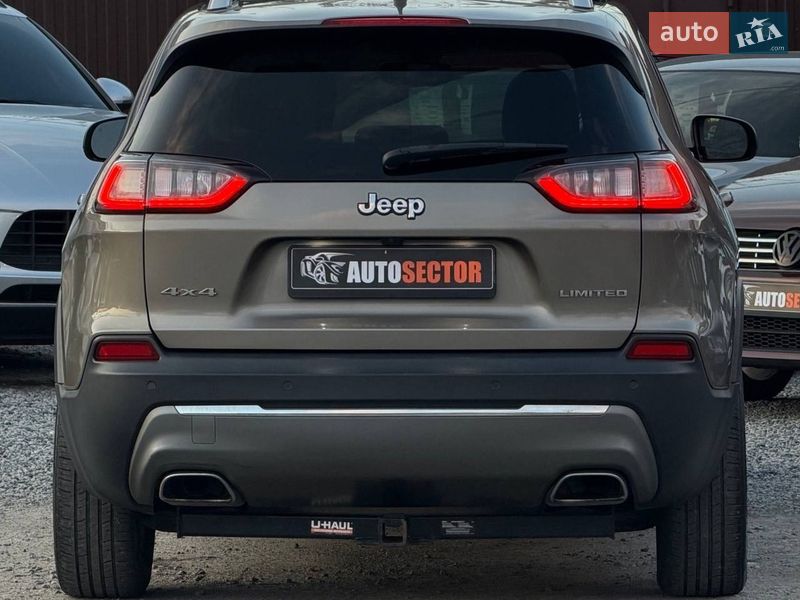 Внедорожник / Кроссовер Jeep Cherokee 2018 в Харькове