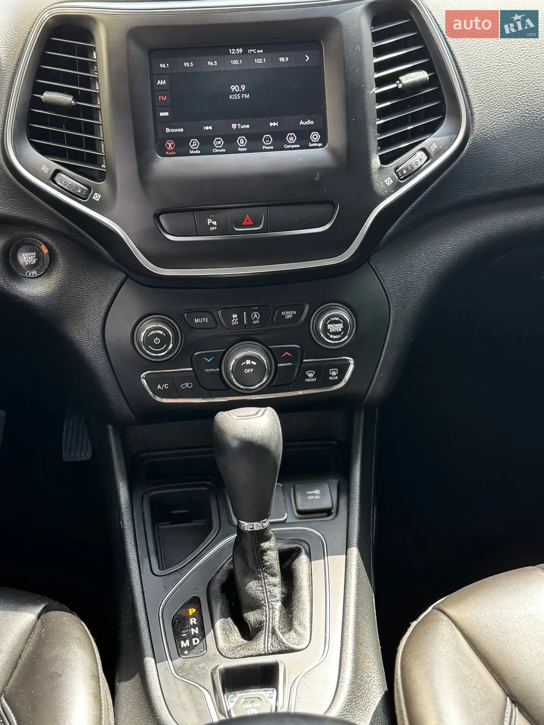 2019 Jeep Cherokee - мініатюра 19