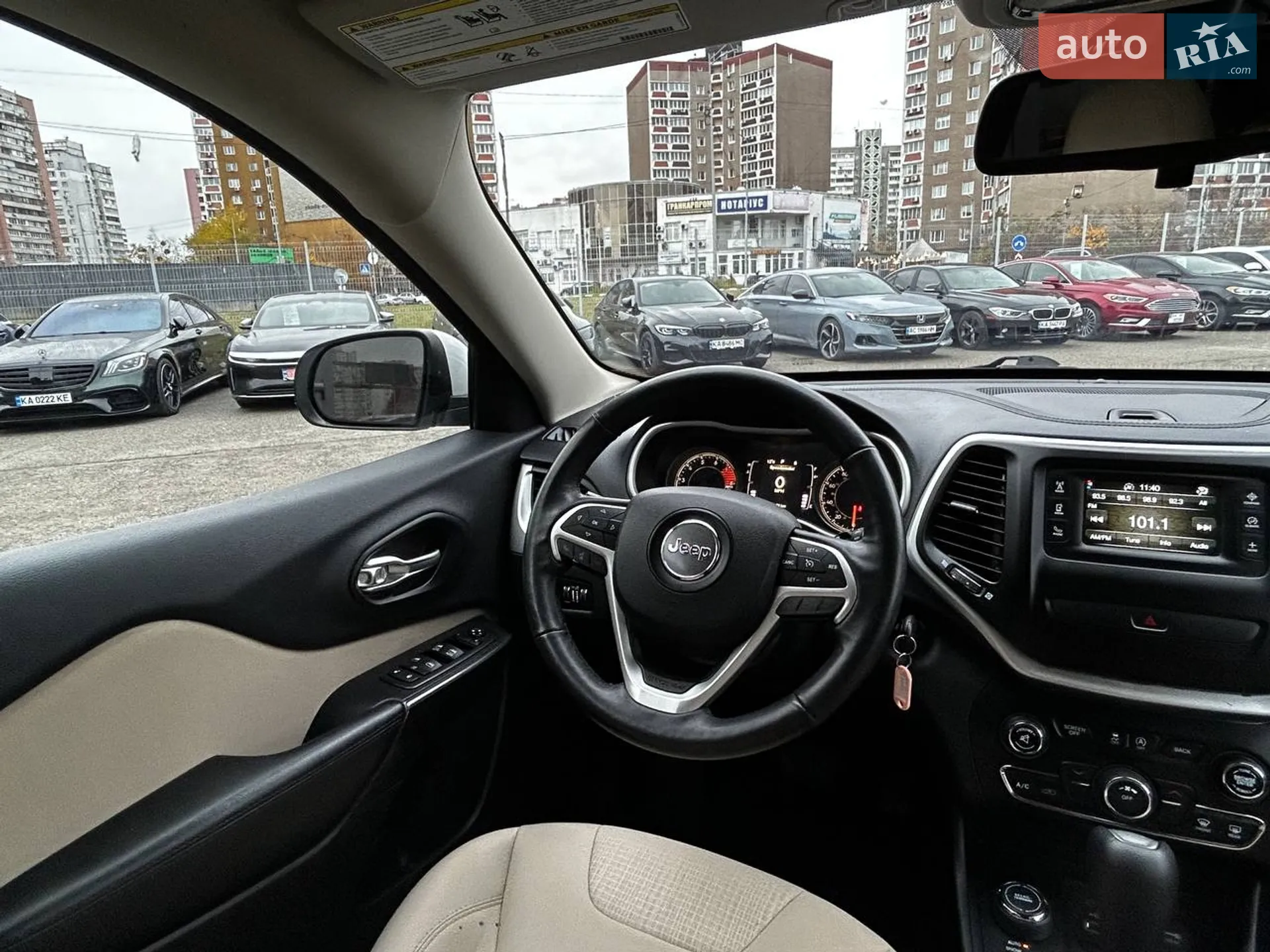 2015 Jeep Cherokee - мініатюра 27
