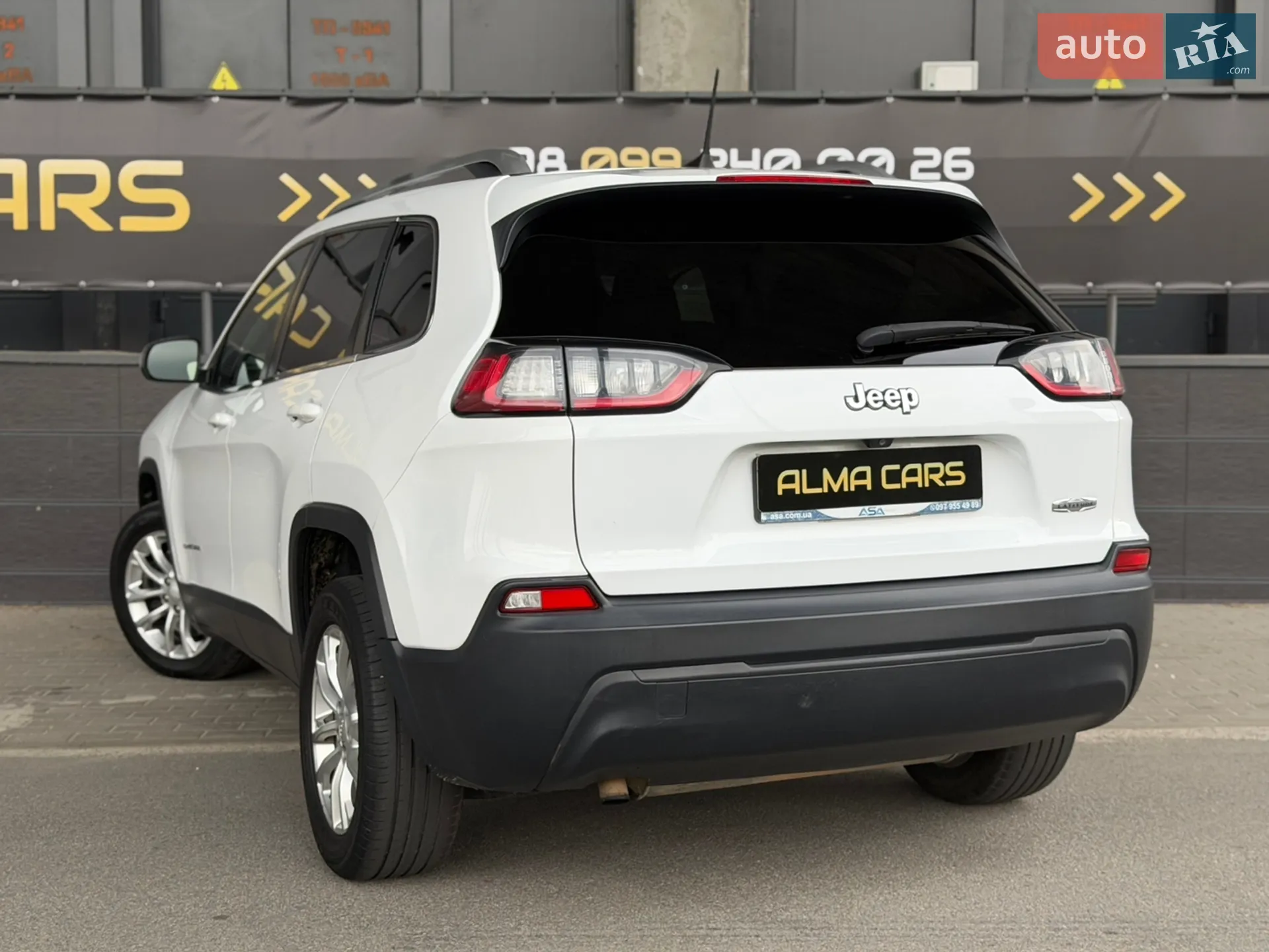 2019 Jeep Cherokee - мініатюра 26