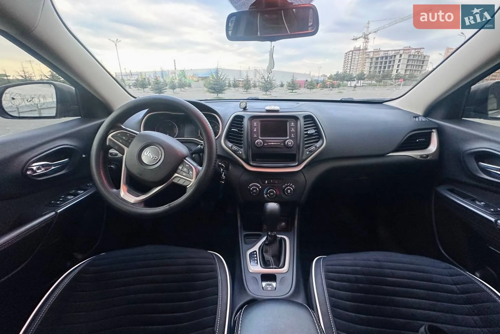 2016 Jeep Cherokee - мініатюра 10