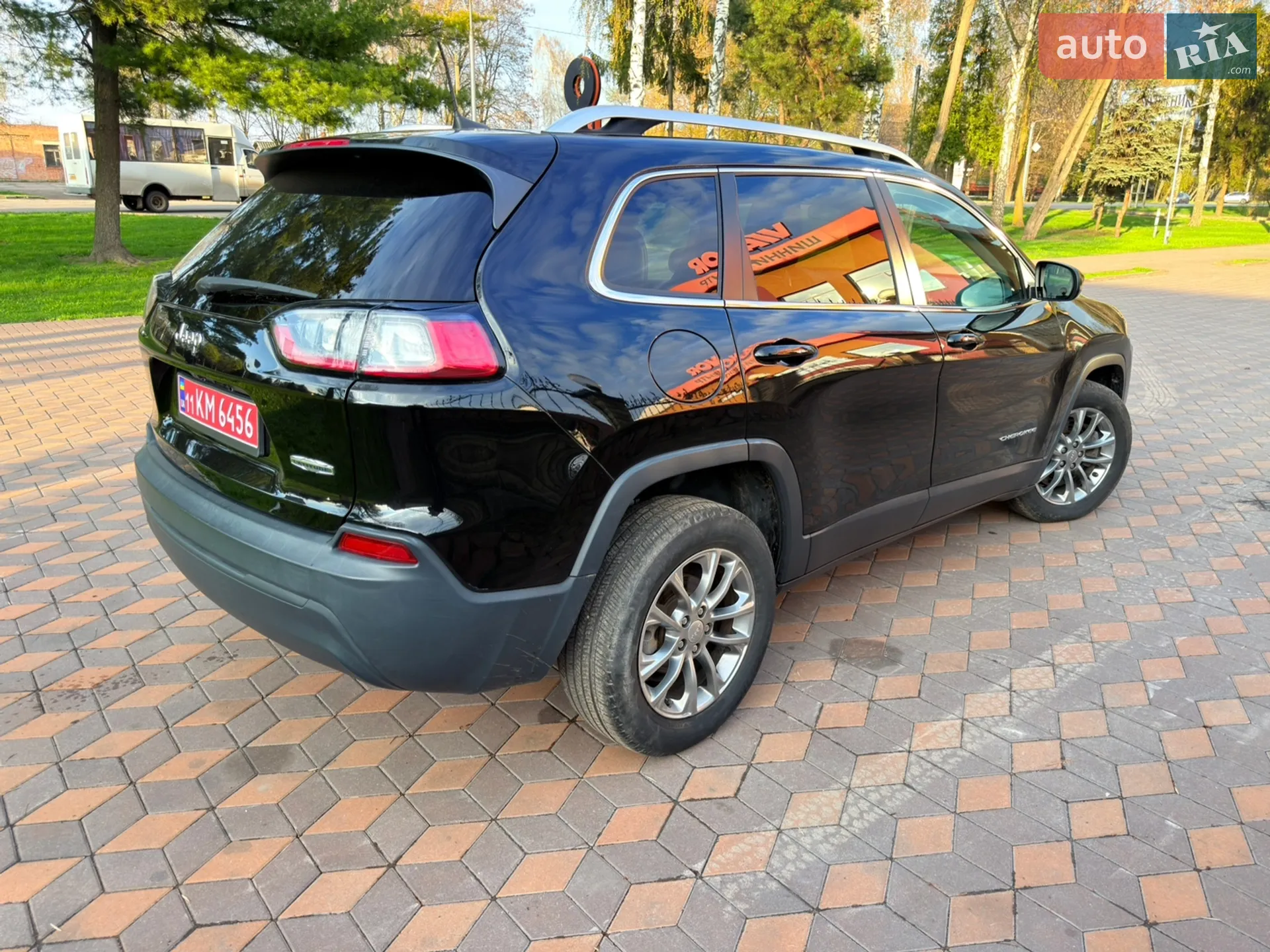 2018 Jeep Cherokee - мініатюра 26