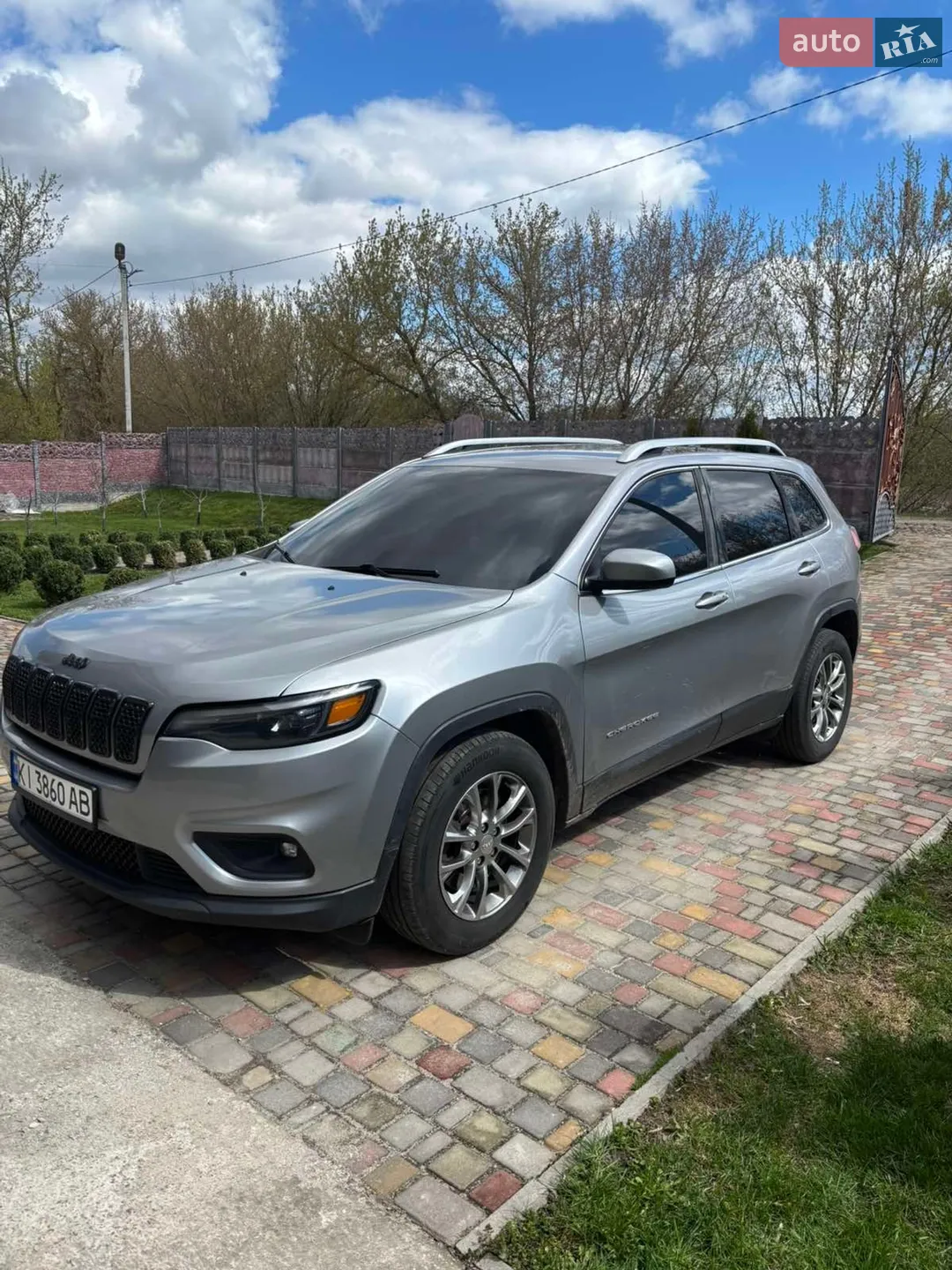 2018 Jeep Cherokee - мініатюра 3