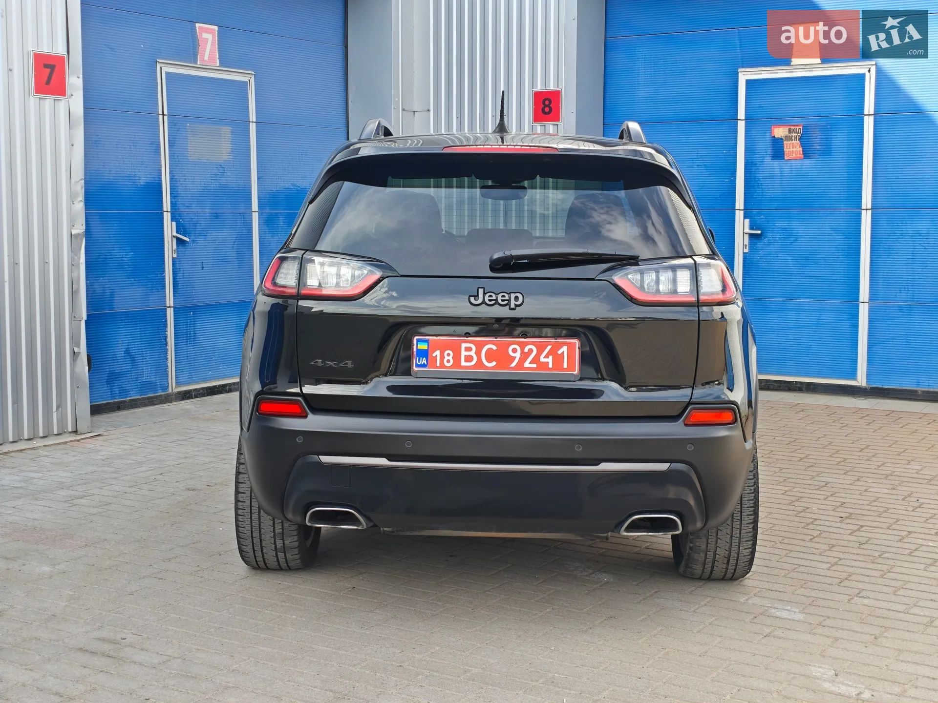 2020 Jeep Cherokee - мініатюра 12