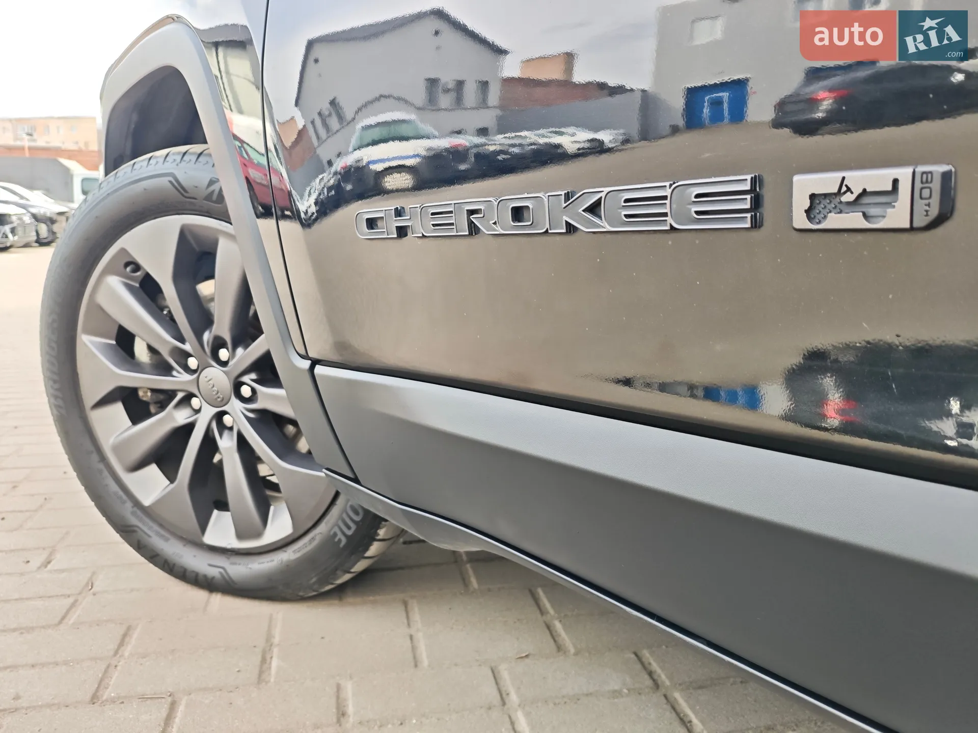 2020 Jeep Cherokee - мініатюра 21