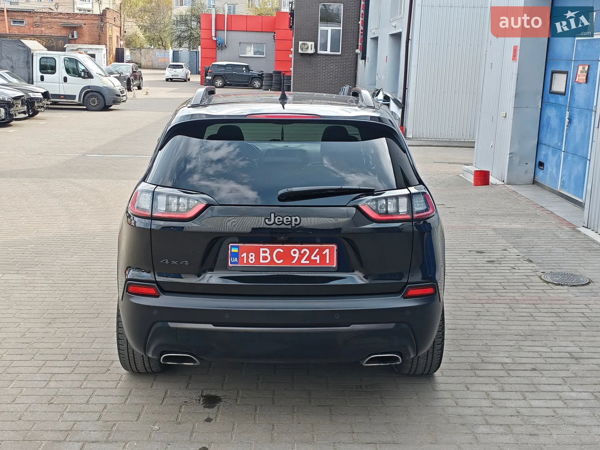 2020 Jeep Cherokee - мініатюра 38