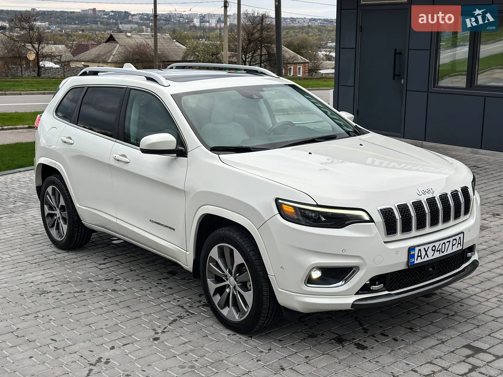 2018 Jeep Cherokee - мініатюра 23