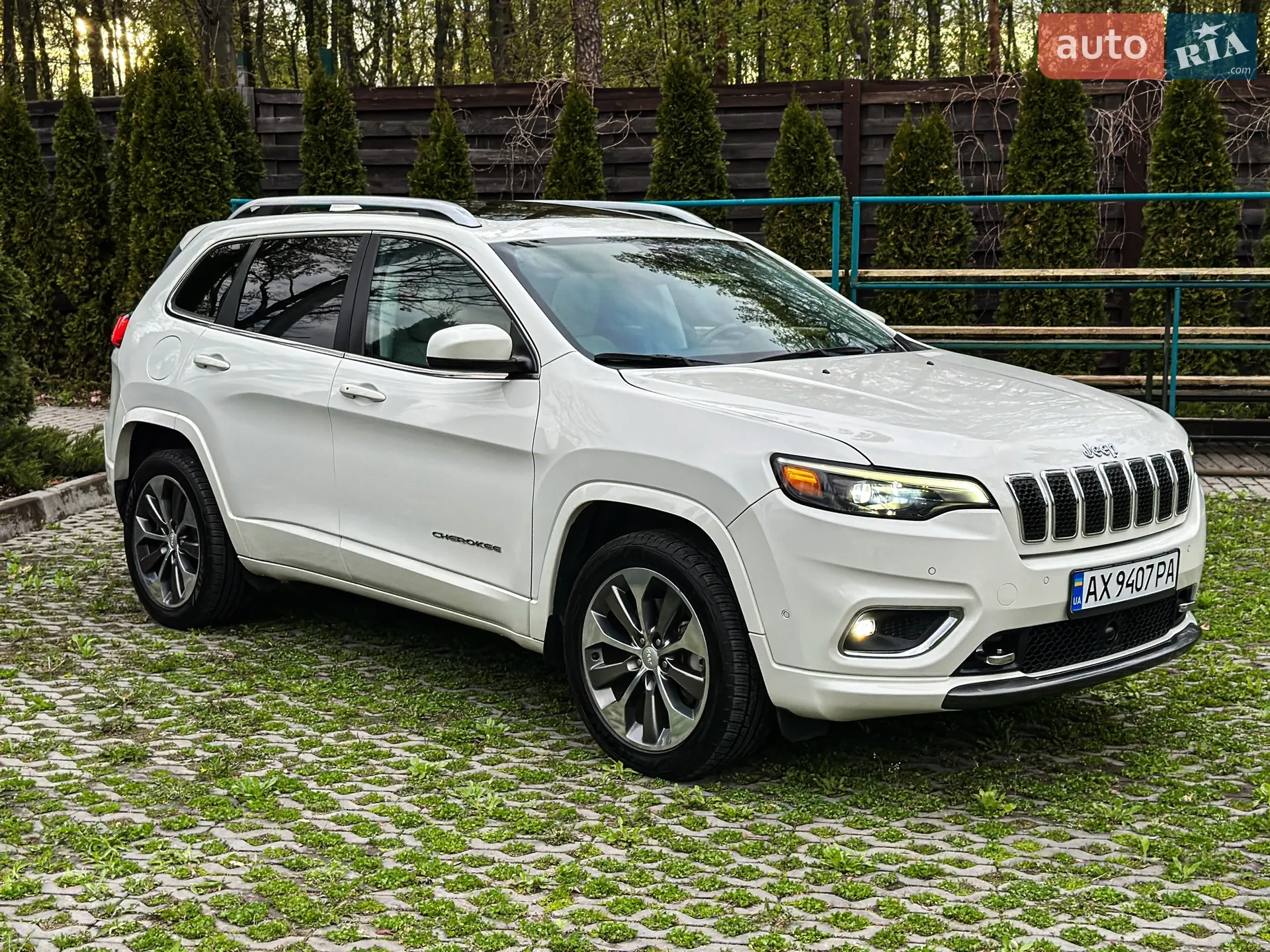 2018 Jeep Cherokee - мініатюра 21