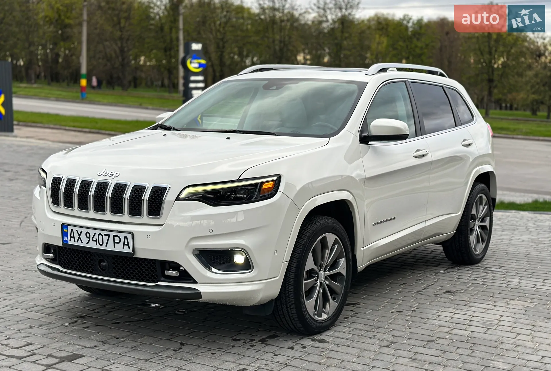2018 Jeep Cherokee - мініатюра 25