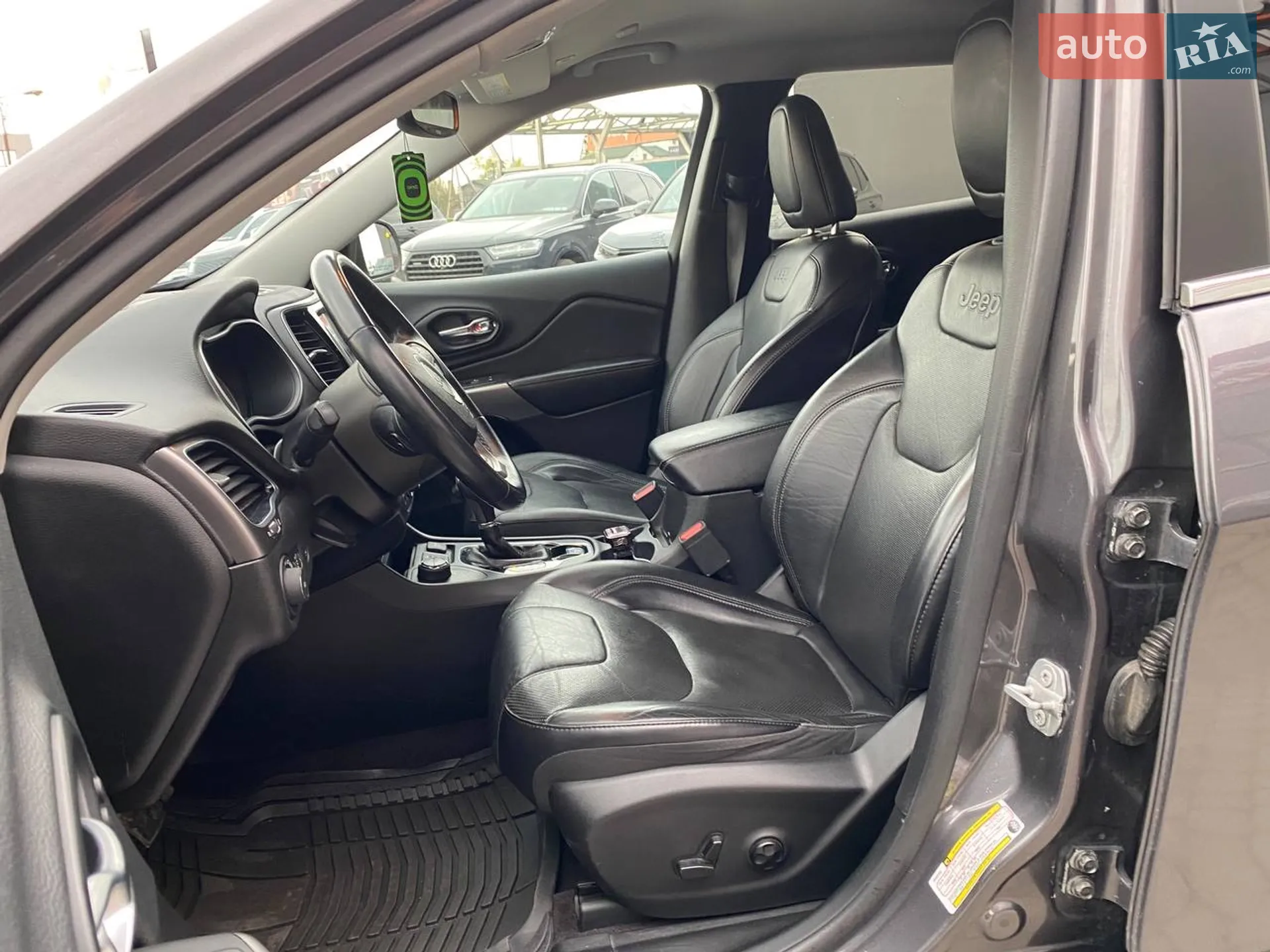 2018 Jeep Cherokee - мініатюра 19