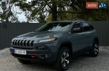 Внедорожник / Кроссовер Jeep Cherokee 2014 в Дубно