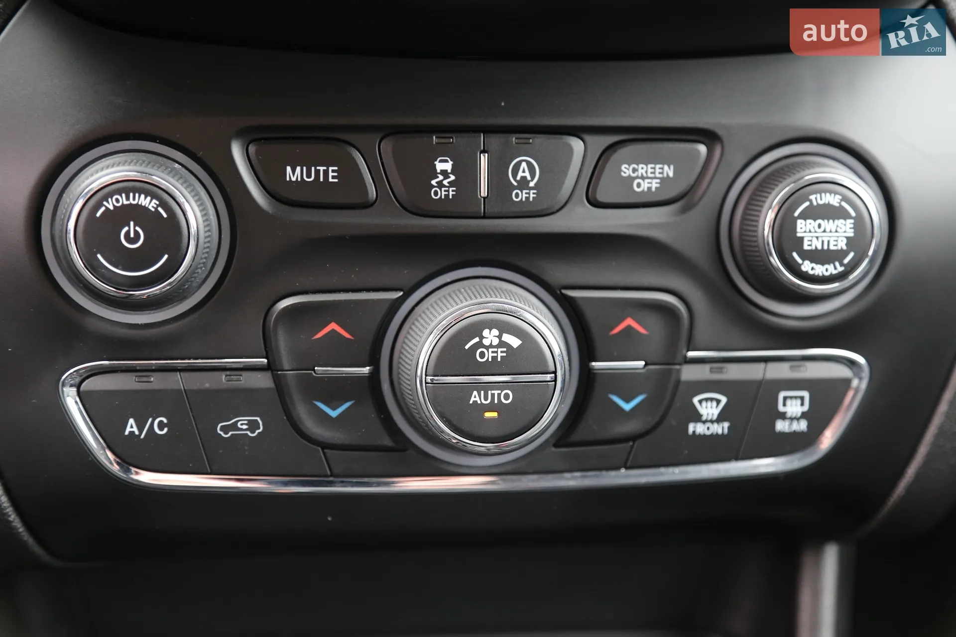 2018 Jeep Cherokee - мініатюра 22