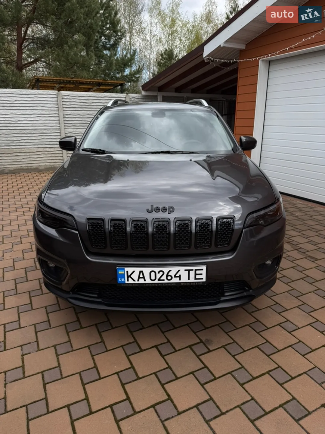 2019 Jeep Cherokee - фото 1